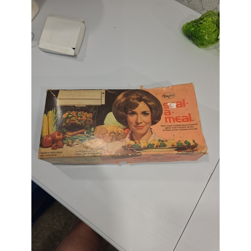 Vintage Dazey Seal-a-Meal Food Vacuum Sealer System Home Cooking Appliance WORKS